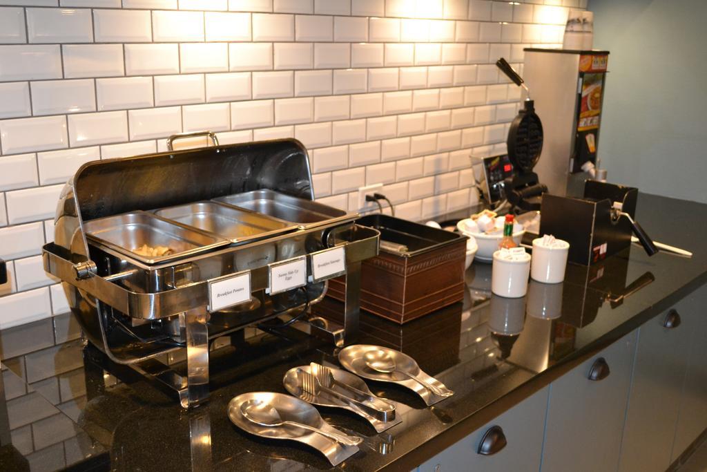 Country Inn & Suites By Radisson Roseville - St Paul Exteriör bild